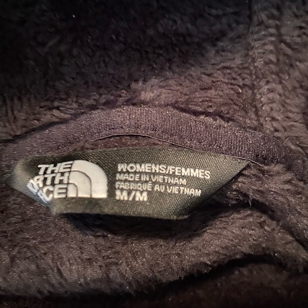 North face jacket - Picture 3 of 3